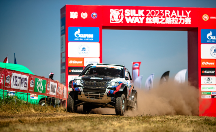 One Way Rally Silk Way Rally First Day: SSV Drama, MAZ Outpaces KAMAZ