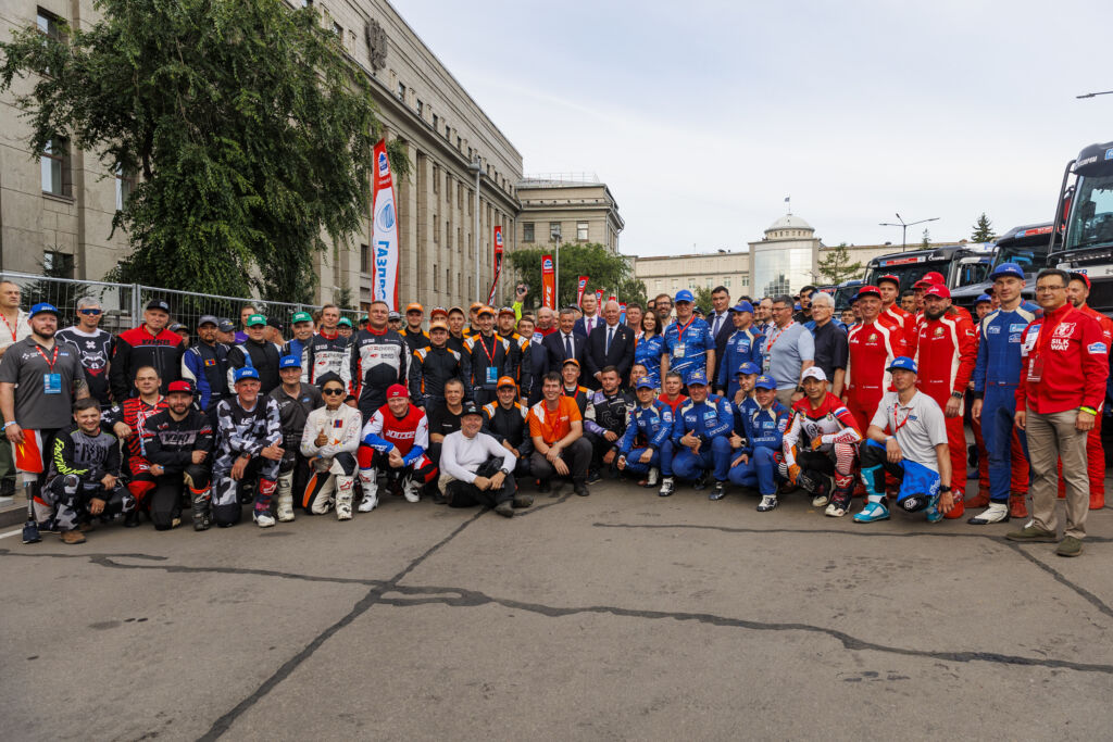 One Way Rally Silk Way Rally Jubilee Start